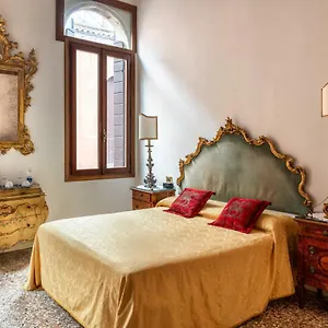 Pensión Luxury Venetian